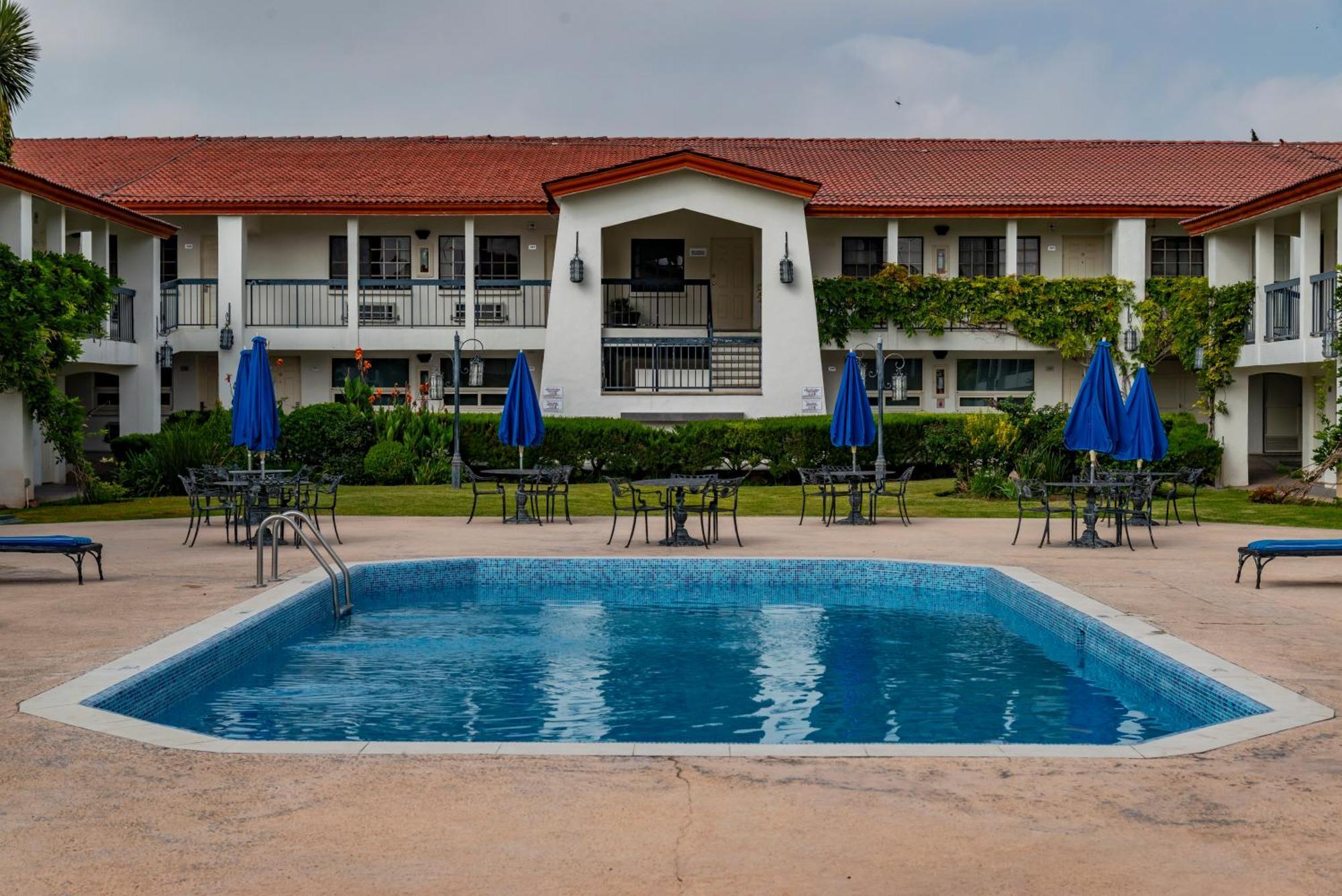 Quinta Dorada Hotel & Suites Saltillo Eksteriør bilde
