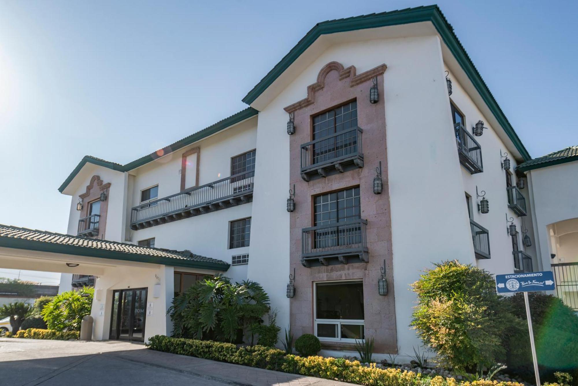 Quinta Dorada Hotel & Suites Saltillo Eksteriør bilde