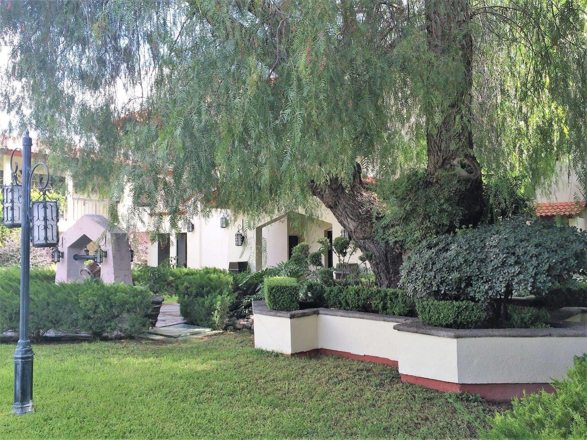 Quinta Dorada Hotel & Suites Saltillo Eksteriør bilde