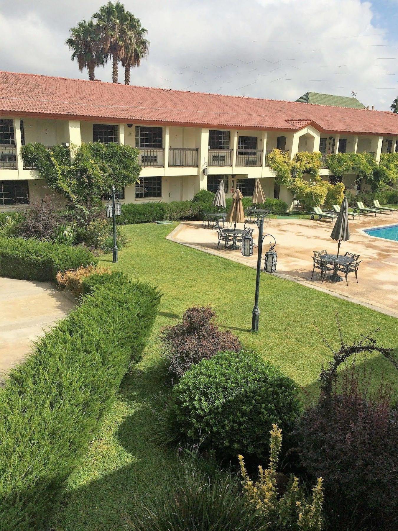 Quinta Dorada Hotel & Suites Saltillo Eksteriør bilde
